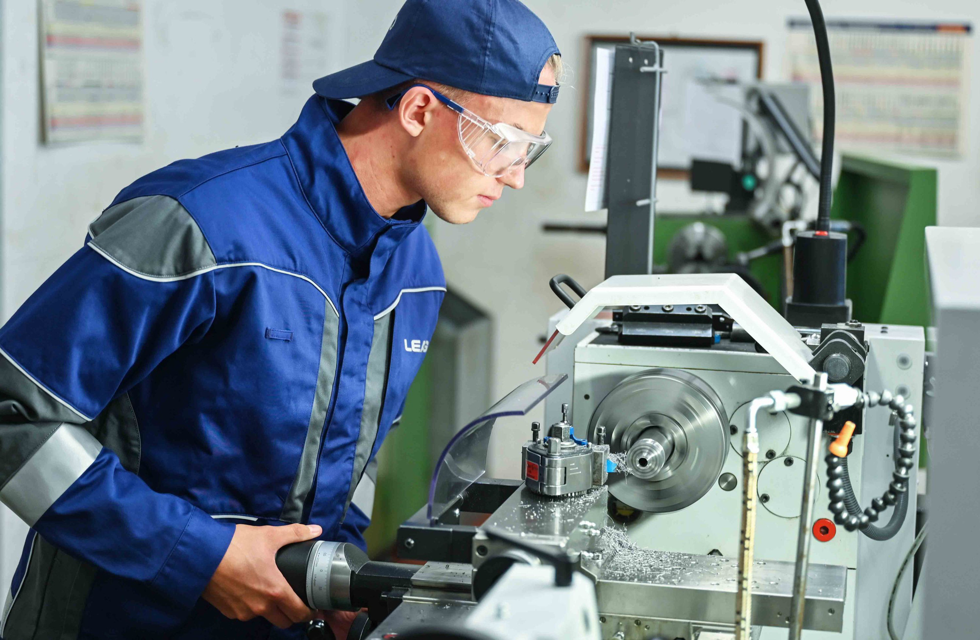 Đang tuyển học viên Việt Nam qua Đức học nghề, đào tạo có lương- Ảnh 1. Sinh viên học nghề tại Đức - Ảnh: GETTY IMAGES