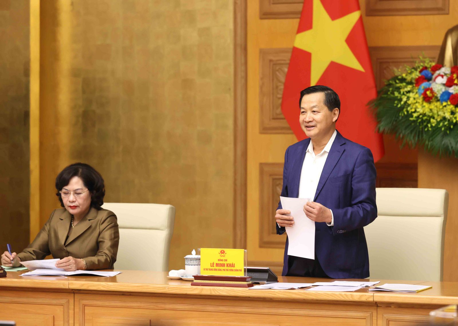Đề xuất bỏ độc quyền vàng miếng, quyết liệt nâng hạng thị trường chứng khoán- Ảnh 1. Đề xuất bỏ độc quyền vàng miếng, quyết liệt nâng hạng thị trường chứng khoán- Ảnh 1.