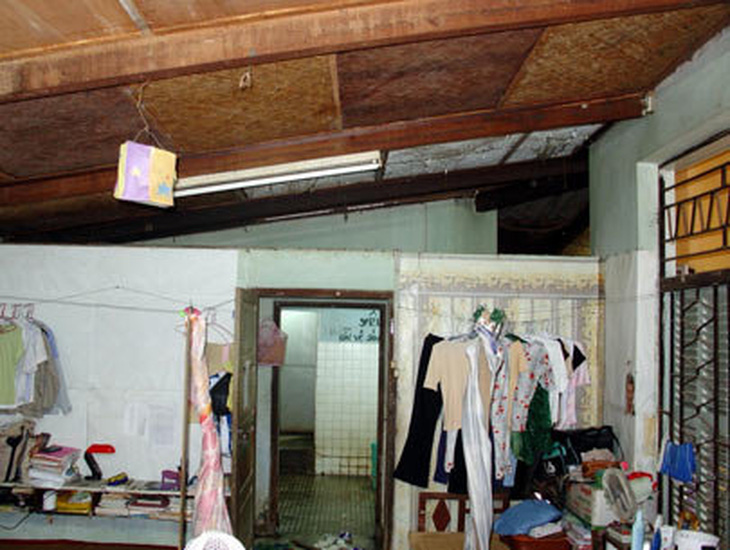 Học sinh khổ vì ký túc xá xuống cấp, 2 sở nói đang gỡ vướng- Ảnh 4. Ký túc xá xuống cấp, vẫn tăng phí lưu trú!