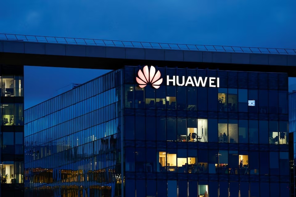 Huawei trên đà tăng trưởng, đẩy mạnh hoạt động kinh doanh mới