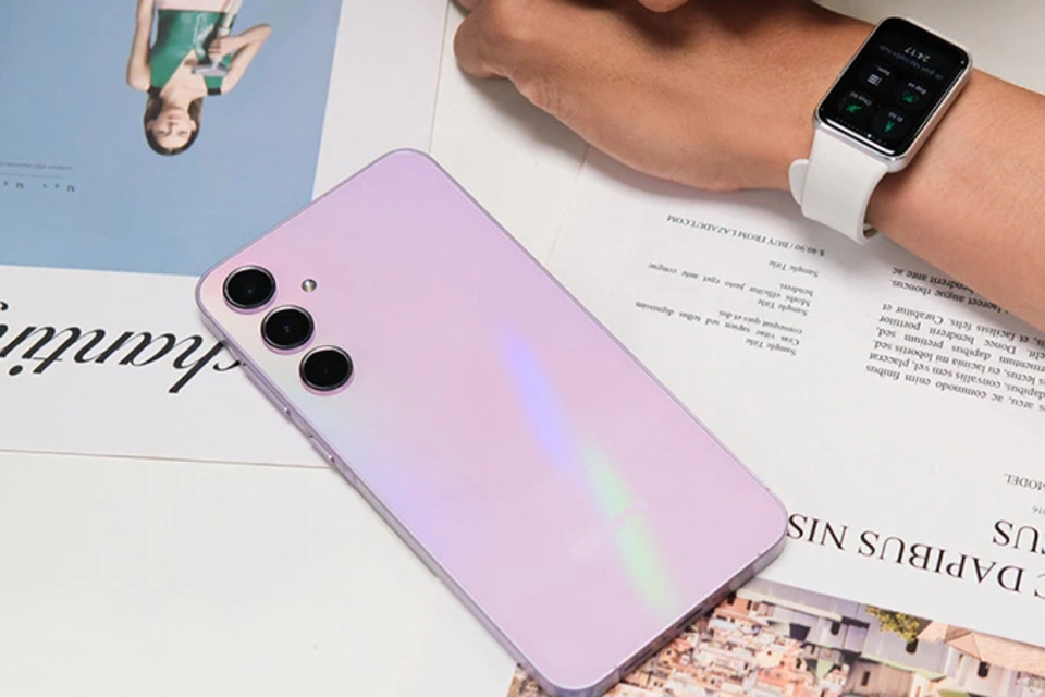 Khám phá smartphone tầm trung Samsung Galaxy A55 5G- Ảnh 1. Khám phá smartphone tầm trung Samsung Galaxy A55 5G- Ảnh 1.