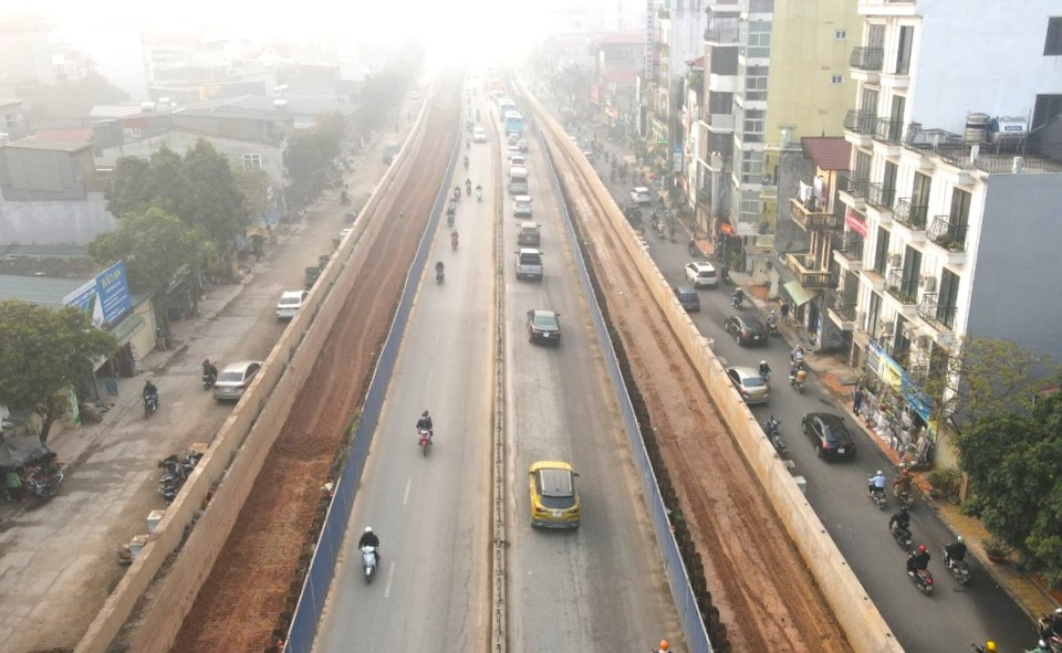 Phó Chủ tịch UBND TP Hà Nội đề nghị các sở, ban, ngành liên quan phối hợp chặt chẽ, thường xuyên trao đổi thông tin để thúc đẩy tiến độ 2 dự án.