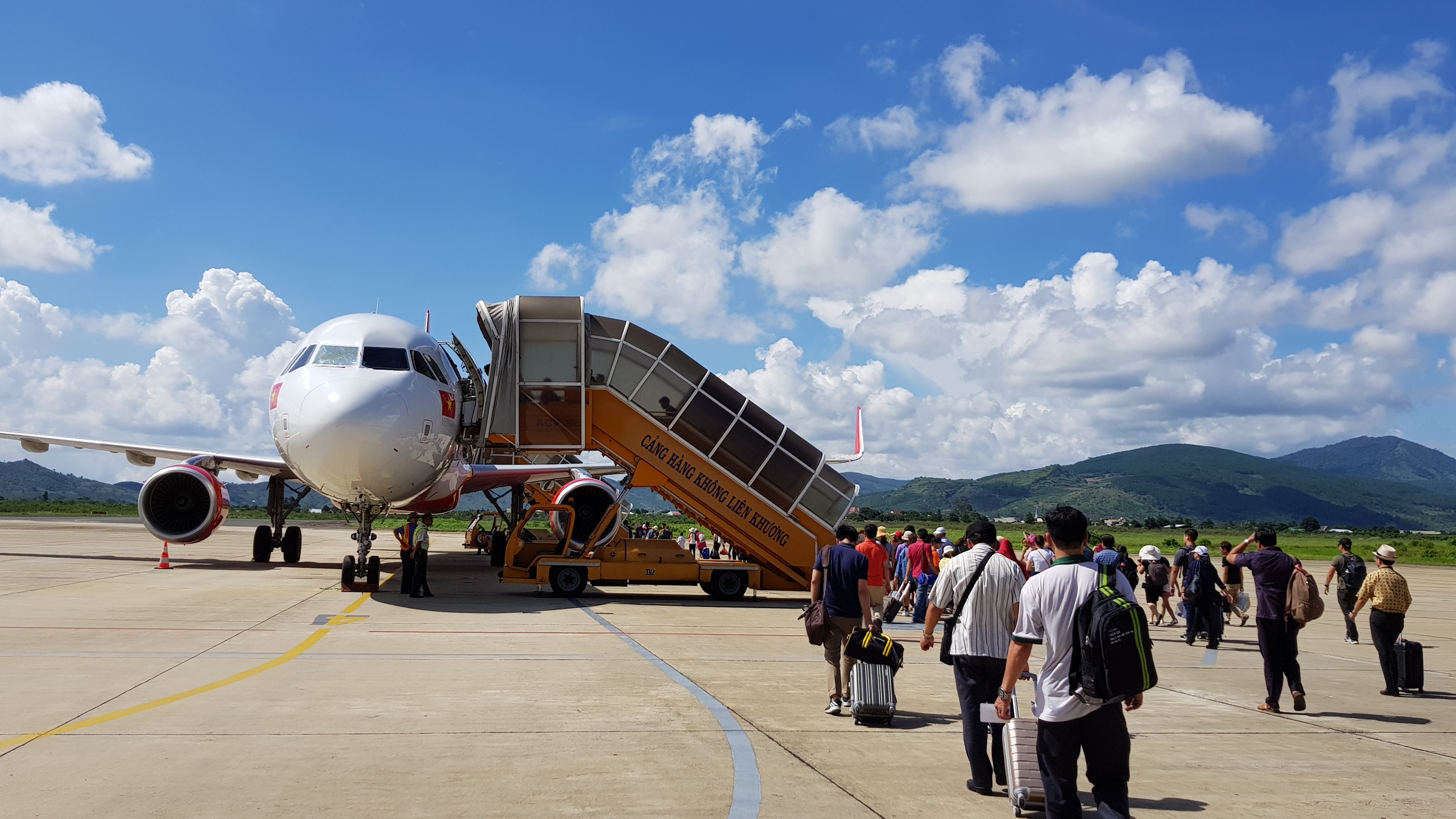 Không có chuyện đóng cửa sân bay Liên Khương- Ảnh 1. Không có chuyện đóng cửa sân bay Liên Khương- Ảnh 1.