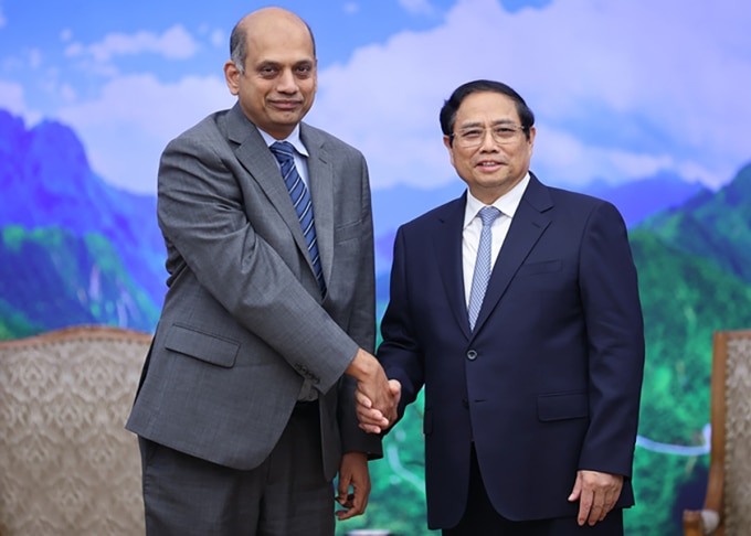 Thủ tướng Phạm Minh Chính và ông Karthik Rammohan. Ảnh: VGP