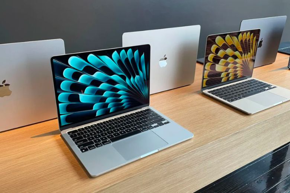 MacBook Air M3 cơ sở cải thiện tốc độ SSD - Ảnh 1. MacBook Air M3 cơ sở cải thiện tốc độ SSD - Ảnh 1.