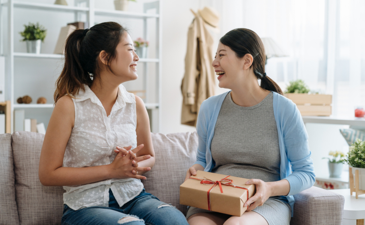 Mắng chồng "lãng phí" khi mua quà Tết tặng hàng xóm, tôi “quay xe” sau 3 năm vì thứ nhận lại giá trị hơn nhiều- Ảnh 2. Mắng chồng "lãng phí" khi mua quà Tết tặng hàng xóm, tôi “quay xe” sau 3 năm vì thứ nhận lại giá trị hơn nhiều- Ảnh 2.