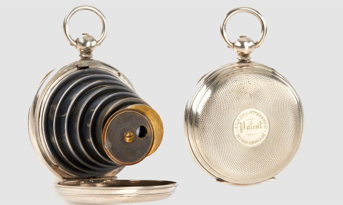 Máy ảnh đồng hồ Lancaster cuối thế kỷ 19. Ảnh: Rare Historical Photos
