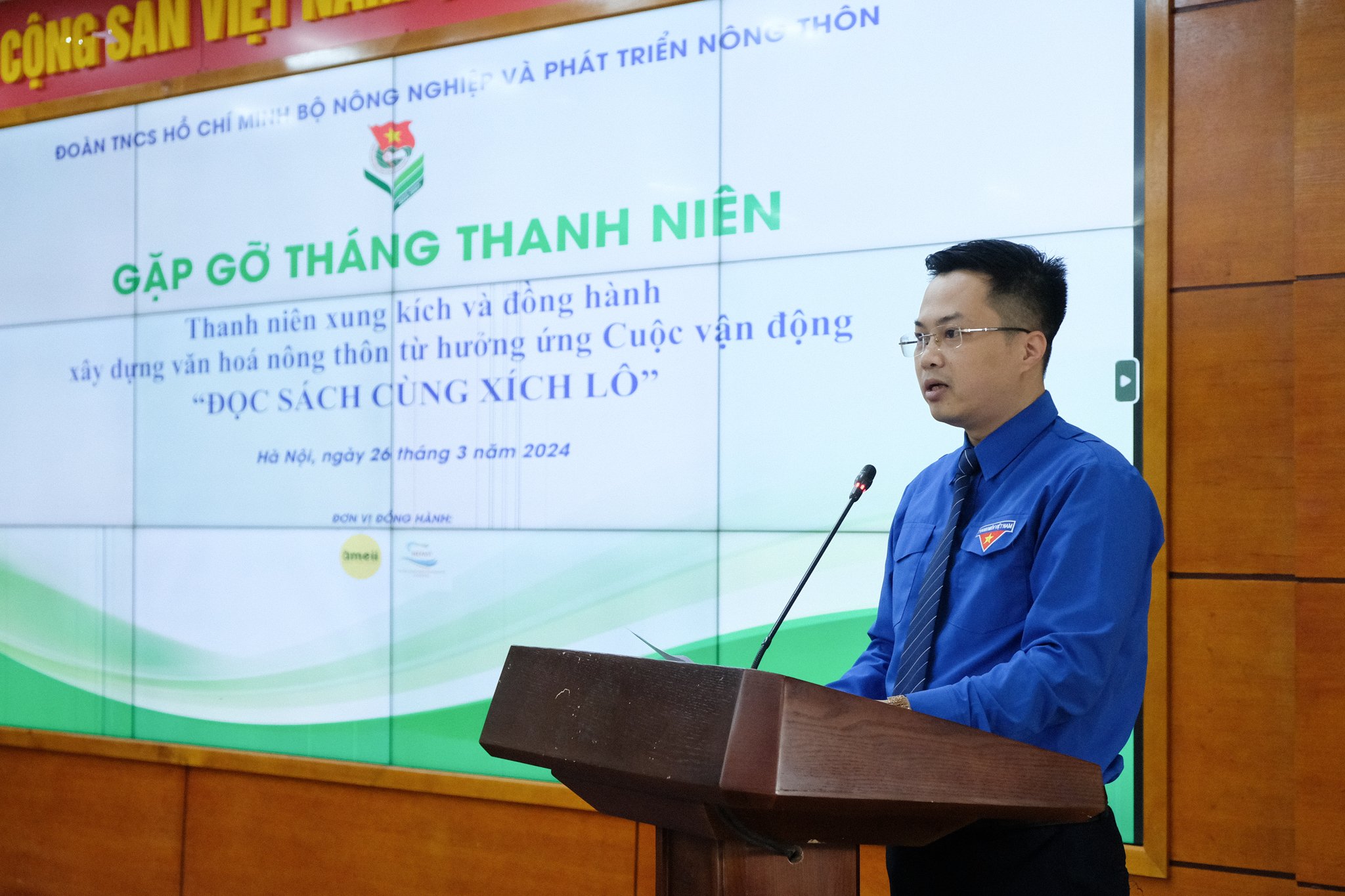 Bộ trưởng Lê Minh Hoan: Mỗi người trẻ, nếu trở về sẽ góp phần kích hoạt, sống dậy làng quê- Ảnh 1. Bộ trưởng Lê Minh Hoan: Mỗi người trẻ, nếu trở về sẽ góp phần kích hoạt, sống dậy làng quê- Ảnh 1.