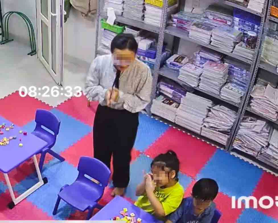 Nỗi đau trẻ tự kỷ bị bạo hành- Ảnh 1. Nỗi đau trẻ tự kỷ bị bạo hành- Ảnh 1.