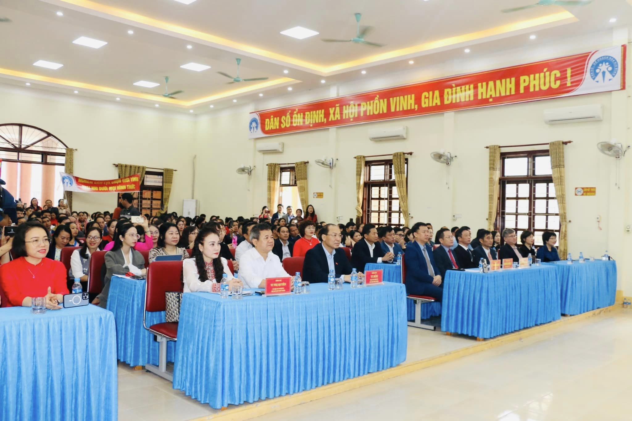 Sự kiện - Phát huy thành tựu, khắc phục thách thức trong công tác dân số Nghệ An