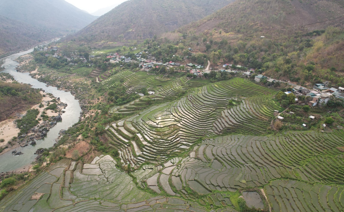 Ruộng bậc thang xanh mướt ở huyện biên cương Thanh Hóa- Ảnh 2. Ruộng bậc thang xanh mướt ở huyện biên cương Thanh Hóa- Ảnh 2.