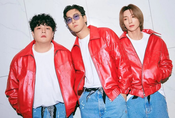 L.S.S là nhóm nhỏ thứ 6 của Super Junior, gồm 3 thành viên: Shindong, Siwon, Leeteuk - Ảnh: SM L.S.S là nhóm nhỏ thứ 6 của Super Junior, gồm 3 thành viên: Shindong, Siwon, Leeteuk - Ảnh: SM