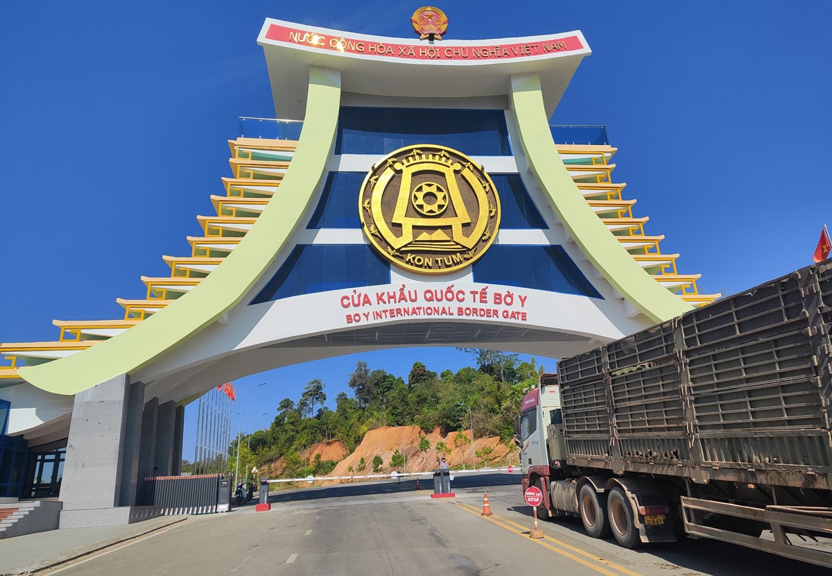 Chuyến vận chuyển gia súc xuyên biên giới đầu tiên của THILOTRANS trong năm 2024 Chuyến vận chuyển gia súc xuyên biên giới đầu tiên của THILOTRANS trong năm 2024