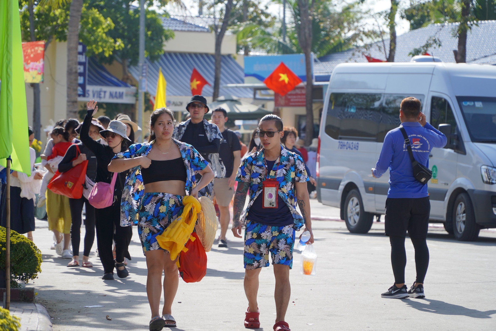 CẦN CHIẾN LƯỢC ĐÓN KHÁCH TRUNG QUỐC (*): Tăng cường xúc tiến, làm mới điểm đến- Ảnh 1. CẦN CHIẾN LƯỢC ĐÓN KHÁCH TRUNG QUỐC (*): Tăng cường xúc tiến, làm mới điểm đến- Ảnh 1.