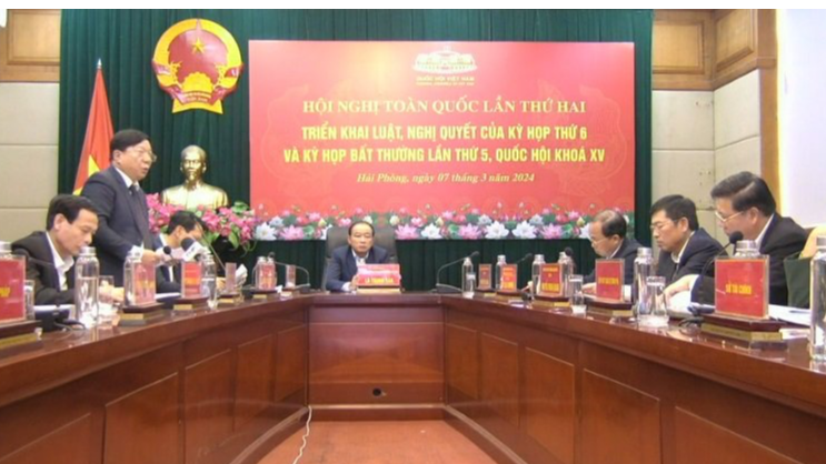 Phó Chủ tịch UBND TP Hải Phòng Nguyễn Đức Thọ cho hay, trong thời gian tới, nhu cầu về nhà ở công nhân trên địa bàn TP Hải Phòng rất lớn. Ảnh: Quochoi