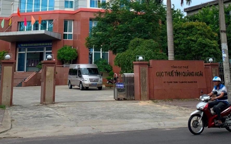 Thêm 3 lãnh đạo doanh nghiệp bị Cục Thuế Quảng Ngãi đề nghị tạm hoãn xuất cảnh- Ảnh 1. Thêm 3 lãnh đạo doanh nghiệp bị Cục Thuế Quảng Ngãi đề nghị tạm hoãn xuất cảnh- Ảnh 1.