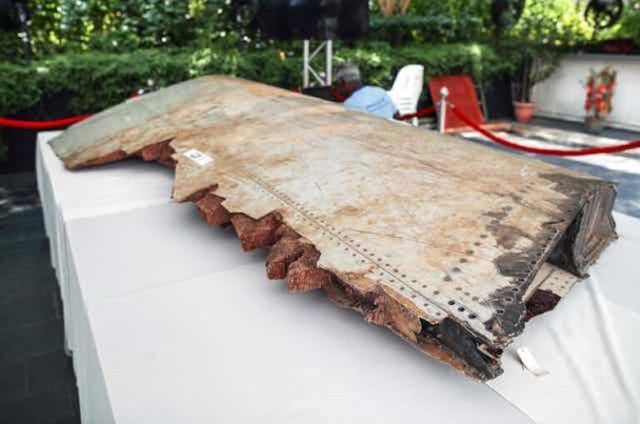 Thông tin mới nhất việc tìm kiếm trở lại máy bay MH370 mất tích bí ẩn: Liệu sẽ sớm tìm thấy? - Ảnh 4. Thông tin mới nhất việc tìm kiếm trở lại máy bay MH370 mất tích bí ẩn: Liệu sẽ sớm tìm thấy? - Ảnh 4.
