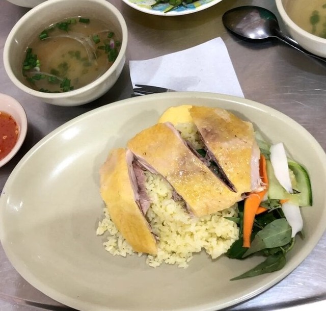 Thông tin mới nhất vụ 222 người phải nhập viện sau ăn cơm gà ở Nha Trang- Ảnh 3. Thông tin mới nhất vụ 222 người phải nhập viện sau ăn cơm gà ở Nha Trang- Ảnh 3.