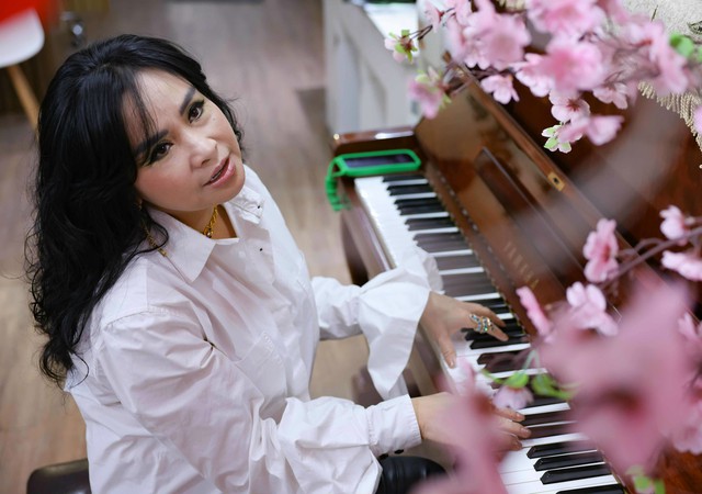 NSND Thanh Lam: Tìm thấy sự bình yên từ bên trong mình - Ảnh 1. NSND Thanh Lam: Tìm thấy sự bình yên từ bên trong mình - Ảnh 1.