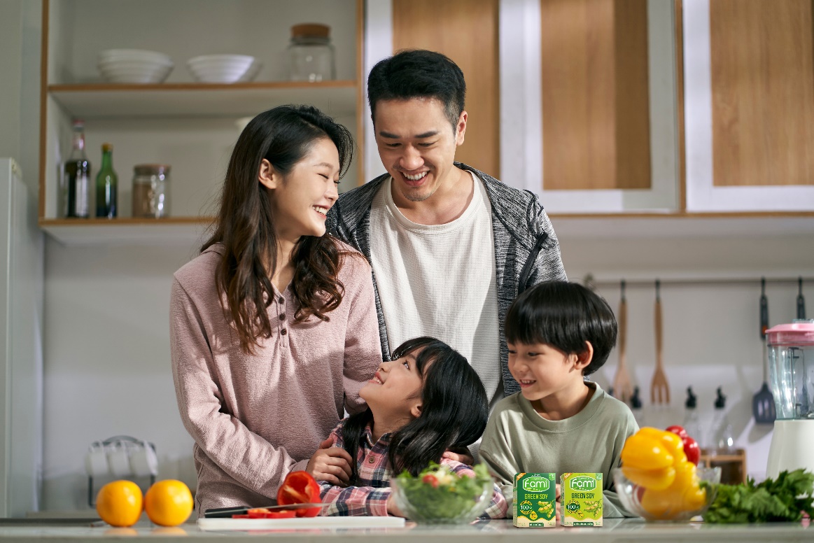 VINASOY “Mở khoá” dinh dưỡng thực vật với FAMI GREEN SOY- Ảnh 1. VINASOY “Mở khoá” dinh dưỡng thực vật với FAMI GREEN SOY- Ảnh 1.