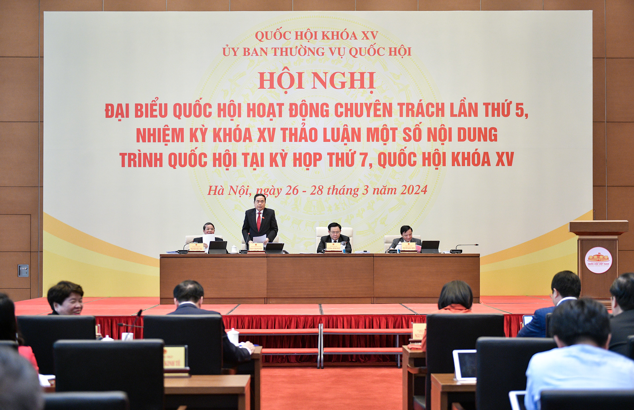 Phó chủ tịch thường trực Quốc hội Trần Thanh Mẫn phát biểu kết luận phiên làm việc và bế mạc hội nghịẢnh: Gia Hân Phó chủ tịch thường trực Quốc hội Trần Thanh Mẫn phát biểu kết luận phiên làm việc và bế mạc hội nghịẢnh: Gia Hân