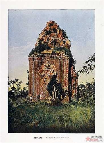 Một toà tháp Chăm ở Mũi Né, Bình Thuận. 