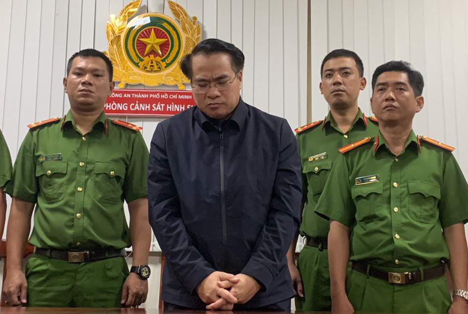 dang-kiem-2-168 - Vietnam.vn dang kiem 2.jpg