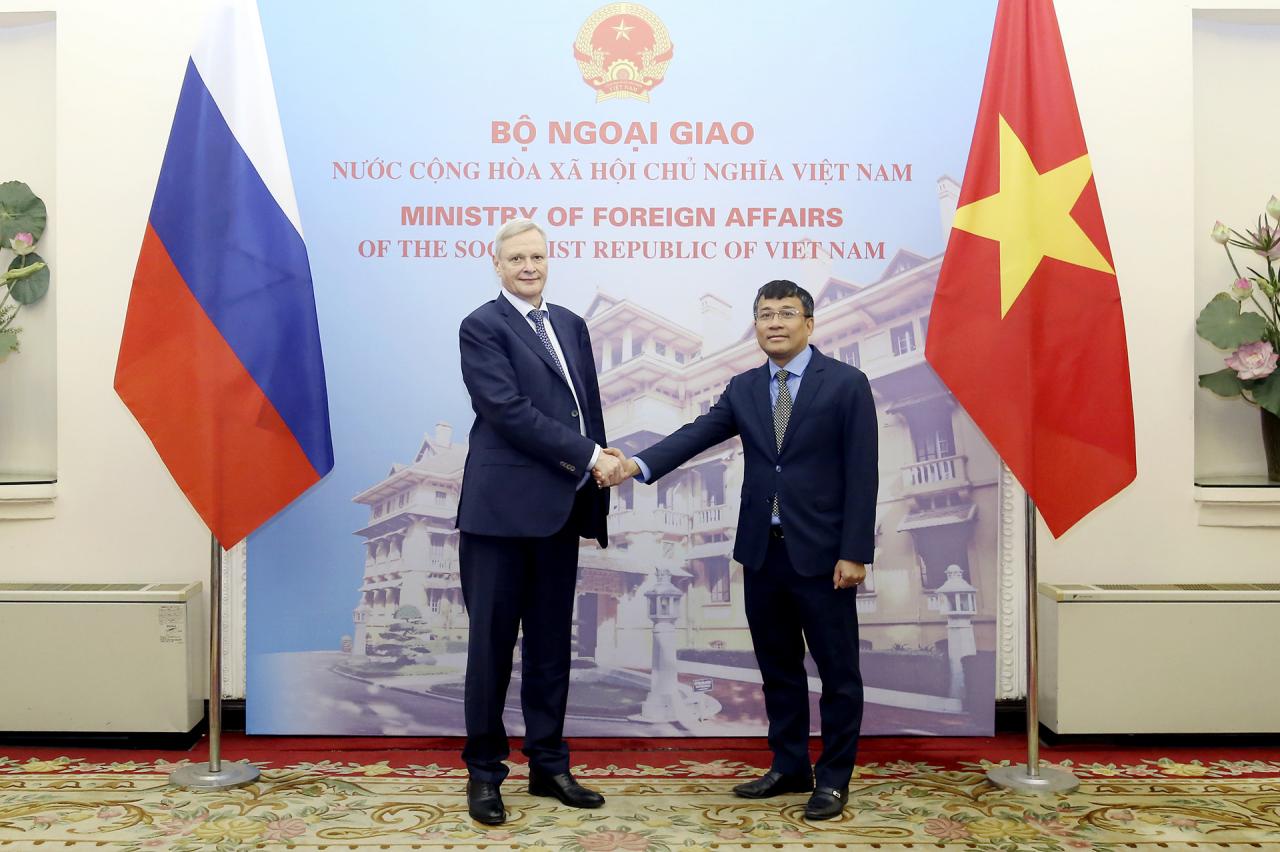 dqh-9133-1126 - Vietnam.vn dqh 9133.jpg