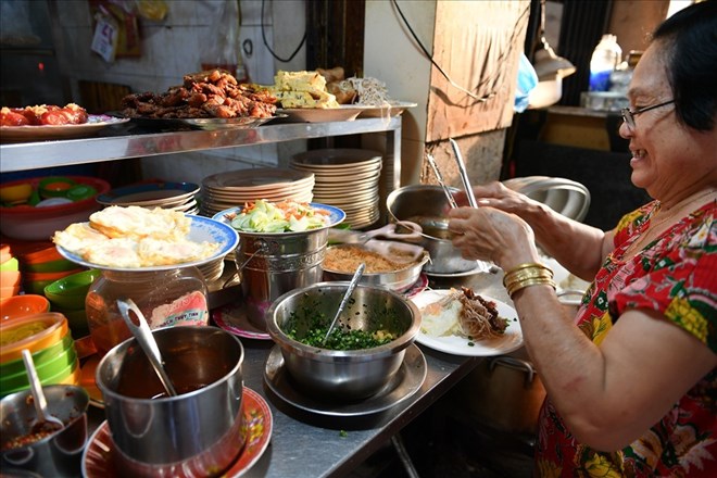 Taste Atlas điểm danh 6 món ăn sáng vạn người mê ở Việt Nam