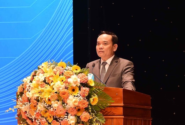 Thu hút, giữ chân nhà đầu tư bằng chất lượng nguồn nhân lực Thu hút, giữ chân nhà đầu tư bằng chất lượng nguồn nhân lực