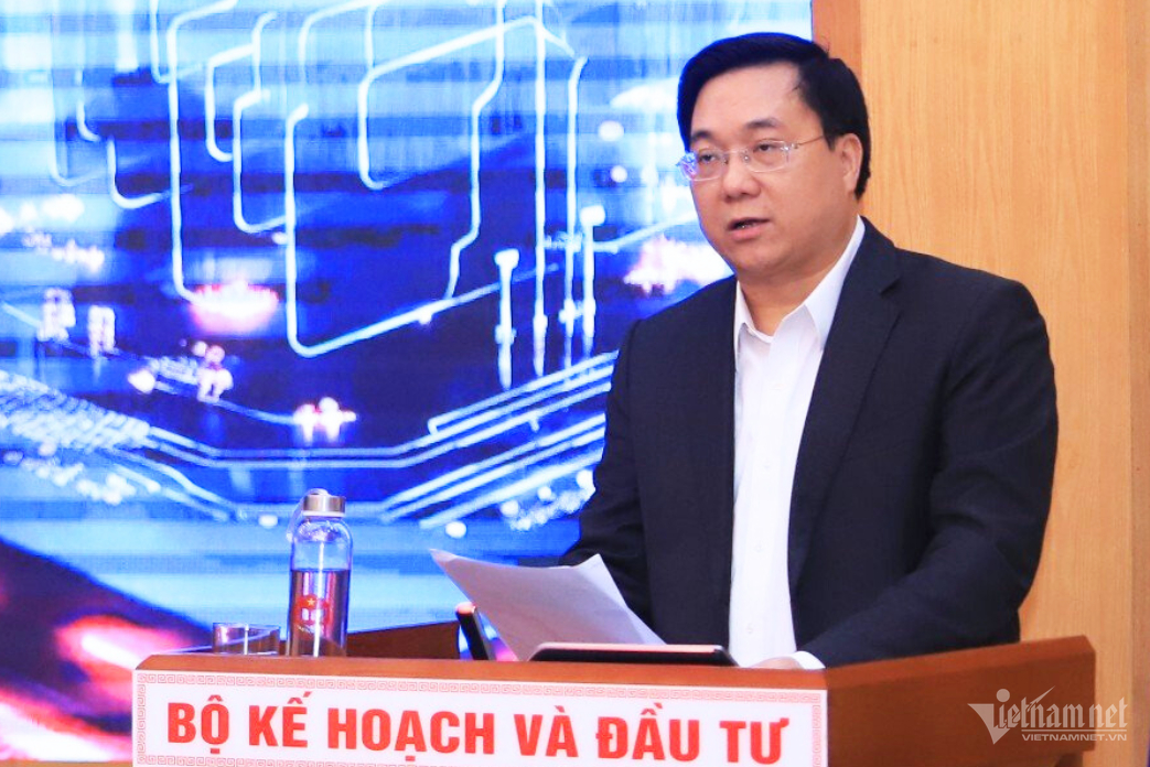 w-thu-truong-tran-duy-dong-3-1171 - Vietnam.vn W-thu-truong-tran-duy-dong-3.png
