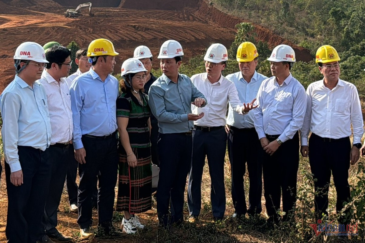 w-z5242177568259-627b857f71fc6e70f79e1f67ec7313d3-1-1-1405 - Vietnam.vn W-z5242177568259-627b857f71fc6e70f79e1f67ec7313d3-1-1.jpg