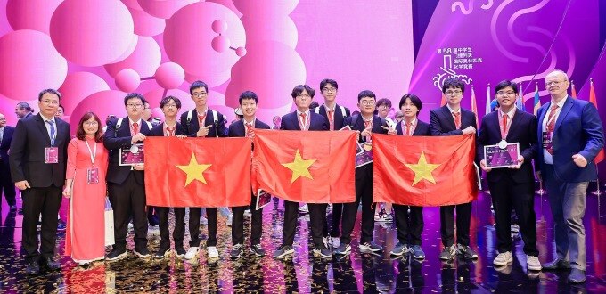 Đoàn Việt Nam tại Kỳ thi Olympic Hóa học Quốc tế Mendeleev năm 2024. Ảnh: IMChO
