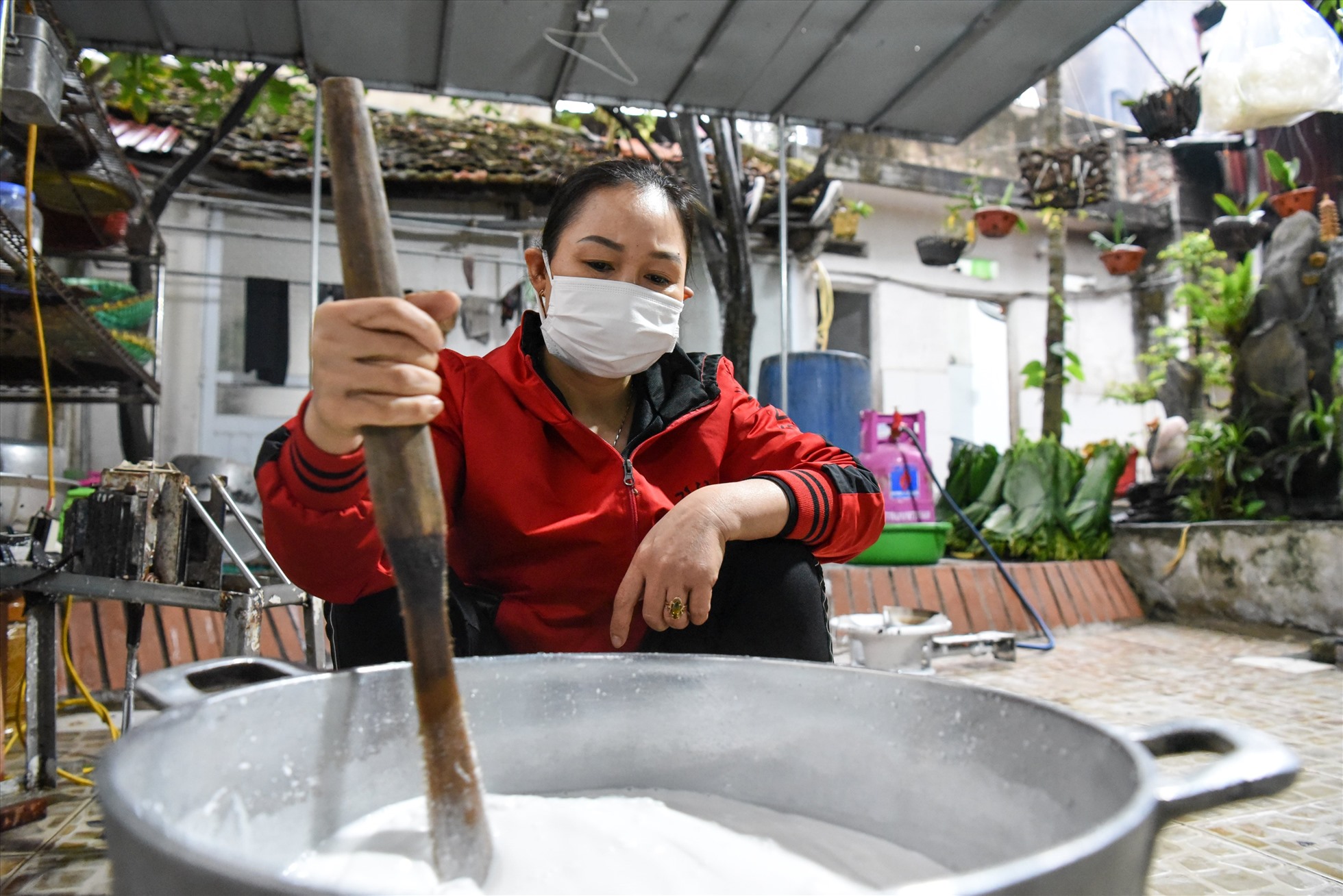 Một làng cổ ở Bắc Ninh, dân làm thứ bánh hễ luộc trong nhà là thiên hạ ngoài ngõ thấy thơm, đó là bánh gì?- Ảnh 2. Một làng cổ ở Bắc Ninh, dân làm thứ bánh hễ luộc trong nhà là thiên hạ ngoài ngõ thấy thơm, đó là bánh gì?- Ảnh 2.