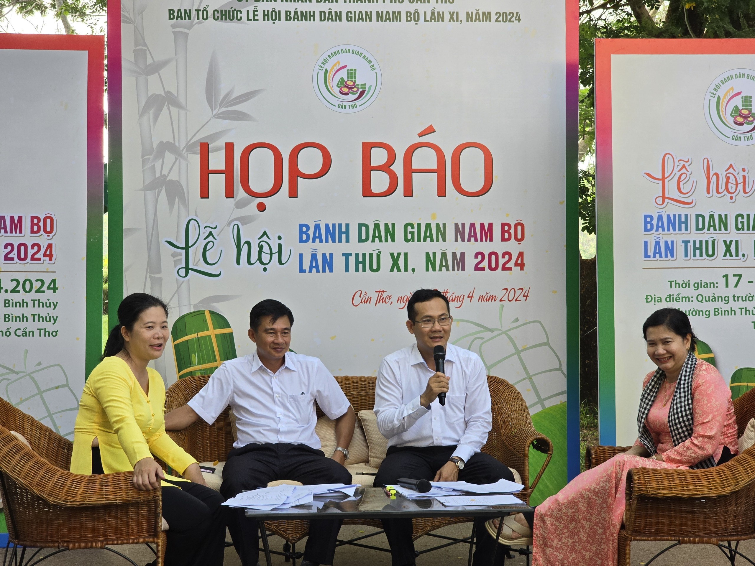 Về Cần Thơ ăn bánh xèo 3 mét do 14 đầu bếp làm trong lễ hội bánh Nam Bộ- Ảnh 2. Về Cần Thơ ăn bánh xèo 3 mét do 14 đầu bếp làm trong lễ hội bánh Nam Bộ- Ảnh 2.