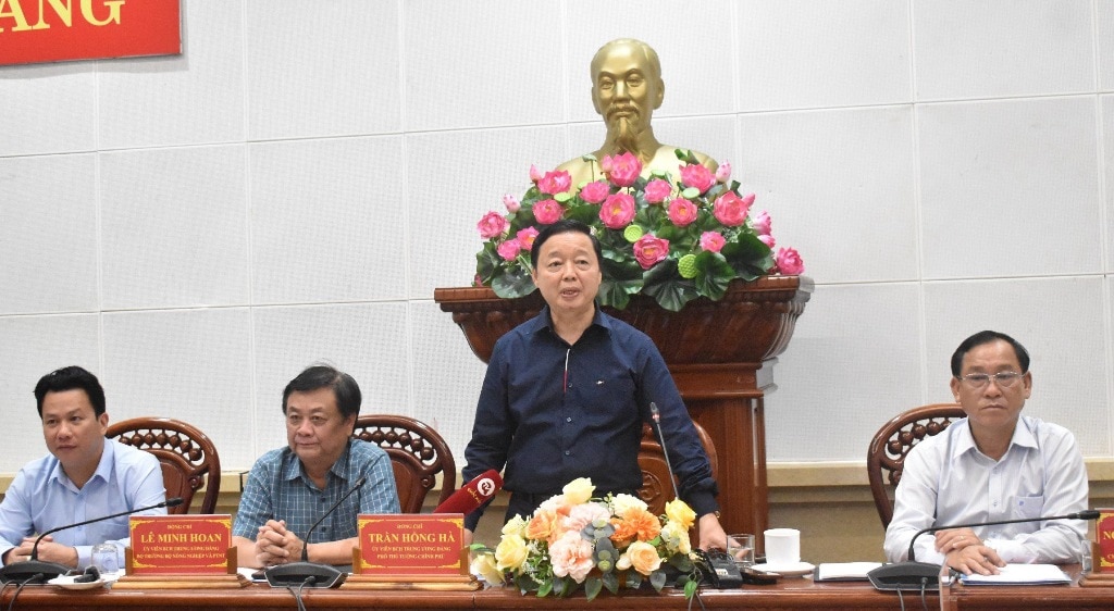Tiêu điểm - Phó Thủ tướng Trần Hồng Hà làm việc về công tác phòng, chống hạn, mặn tại ĐBSCL (Hình 2).