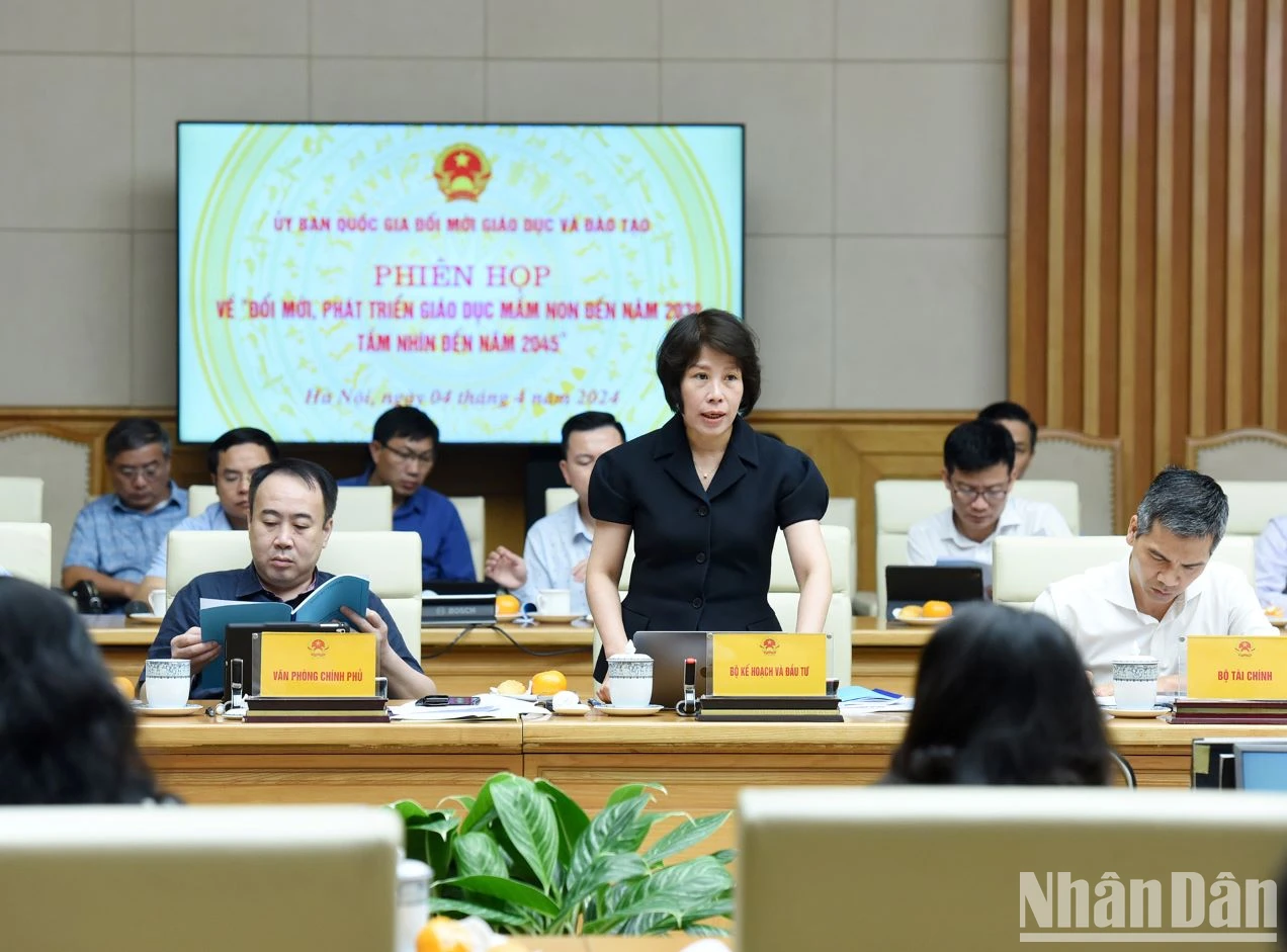 [Ảnh] Thủ tướng chủ trì phiên họp Ủy ban Quốc gia đổi mới giáo dục và đào tạo ảnh 9