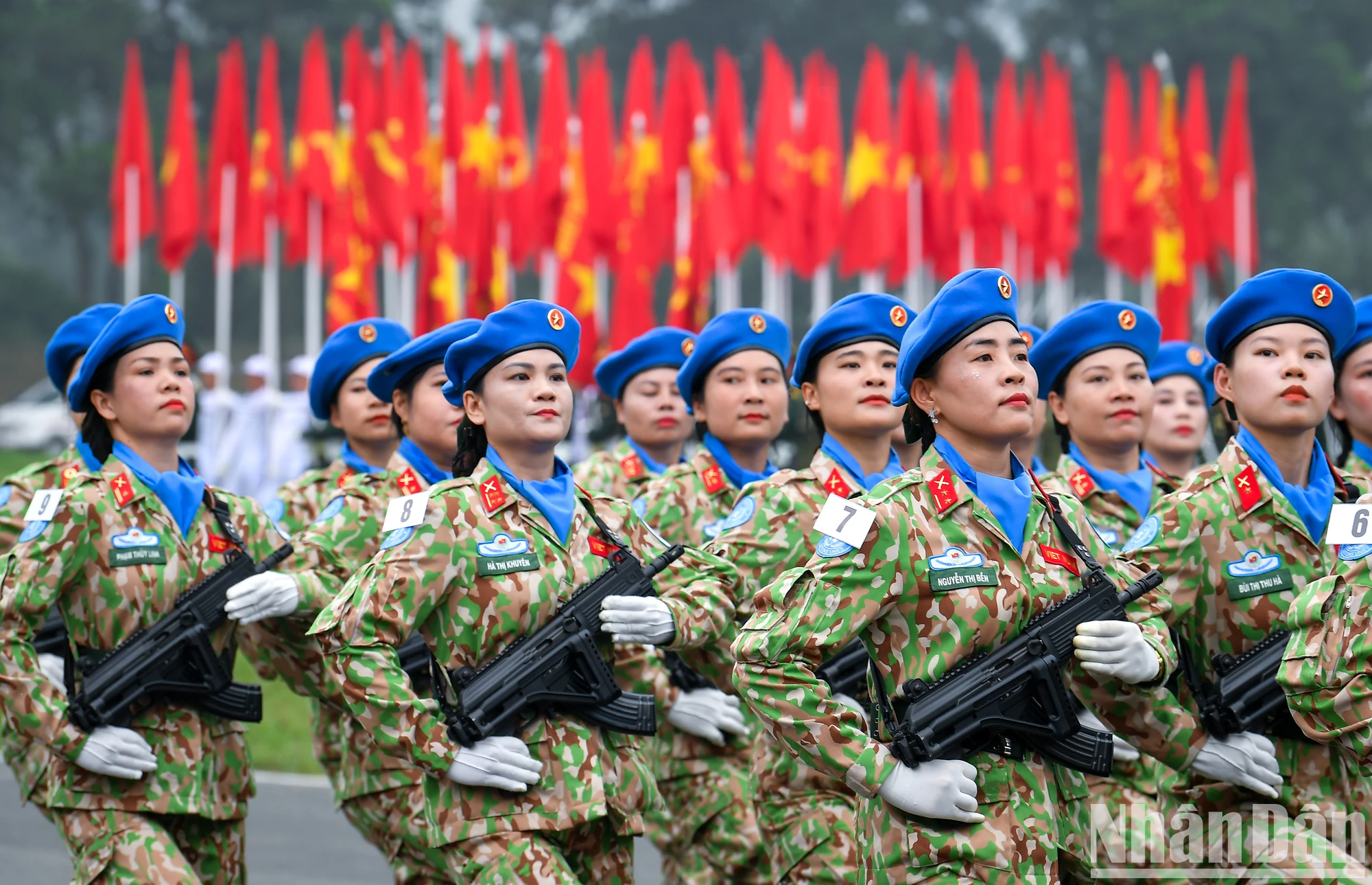 [Ảnh] Hợp luyện diễu binh, diễu hành kỷ niệm 70 năm Chiến thắng Điện Biên Phủ ảnh 8