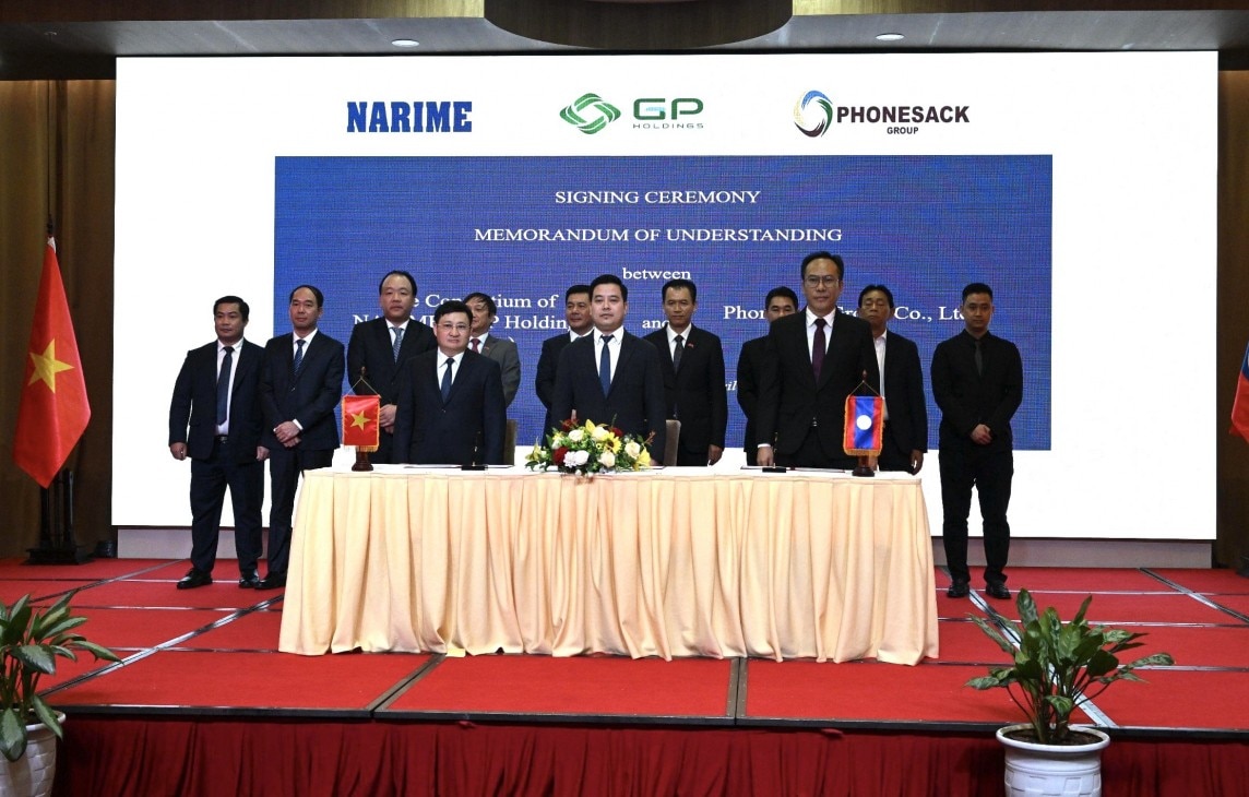 Việt Nam - Lào ký kết xây dựng băng tải vận chuyển than xuyên biên giới