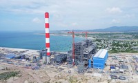Dư luận đang quan tâm việc Cty TNHH Điện lực Vĩnh Tân 1 được cấp phép nhận chìm 1 triệu m3 bùn, cát xuống biển. Ảnh: PV.