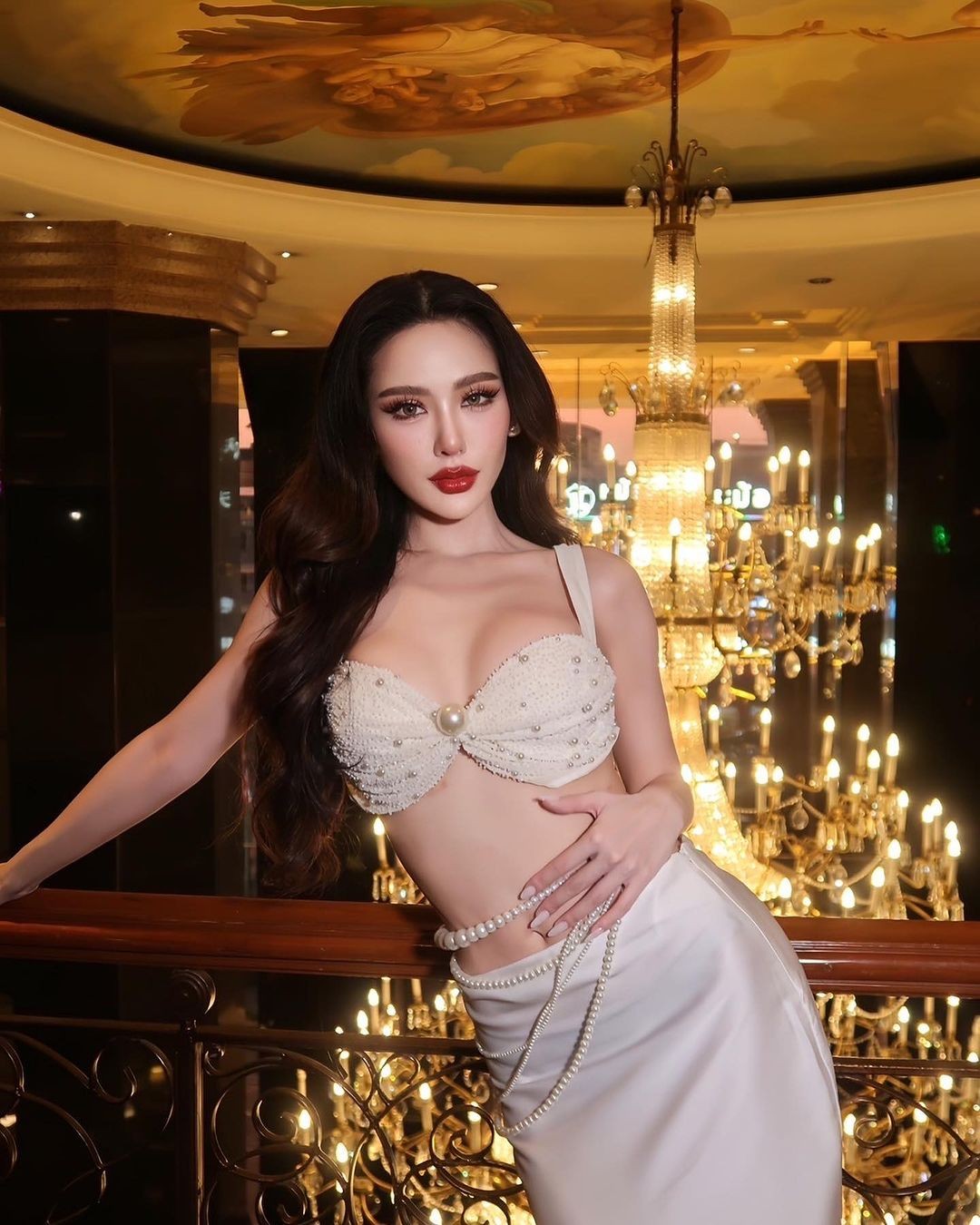 Hoa hậu Hòa bình Thái Lan 2024 gây tranh cãi vì chỉ cao 1,65 m ảnh 28