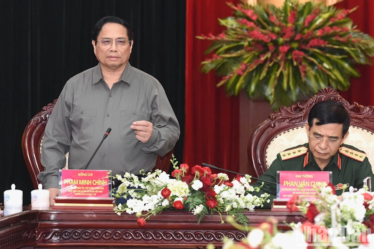[Ảnh] Thủ tướng Phạm Minh Chính thăm và làm việc với Tập đoàn Viettel ảnh 9