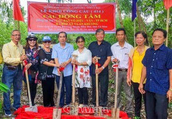 Asociación de Amistad Vietnam - Camboya de la provincia de Ca Mau: un puente hacia la seguridad y una casa común feliz