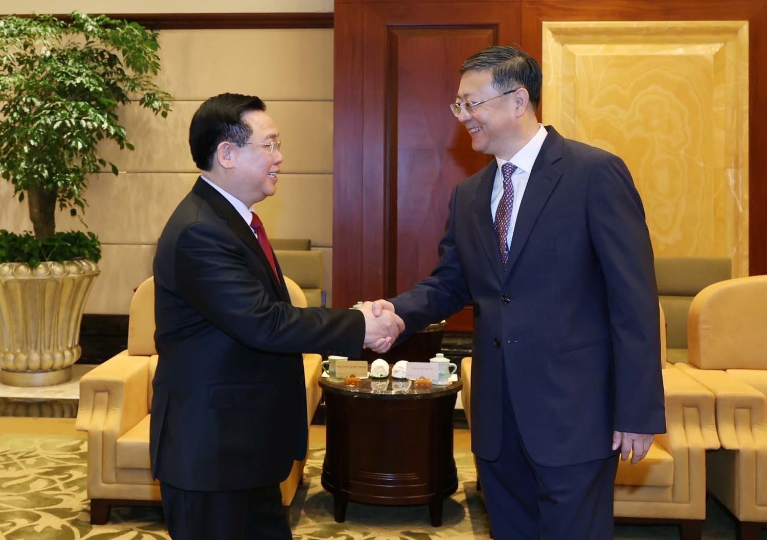 Chủ tịch Quốc hội Vương Đình Huệ thăm chính thức nước Cộng hòa Nhân dân Trung Hoa -0