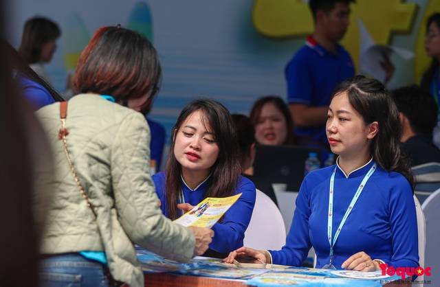Cần đột phá trong đào tạo nhân lực du lịch ở Việt Nam hiện nay - Ảnh 2. Cần đột phá trong đào tạo nhân lực du lịch ở Việt Nam hiện nay - Ảnh 2.