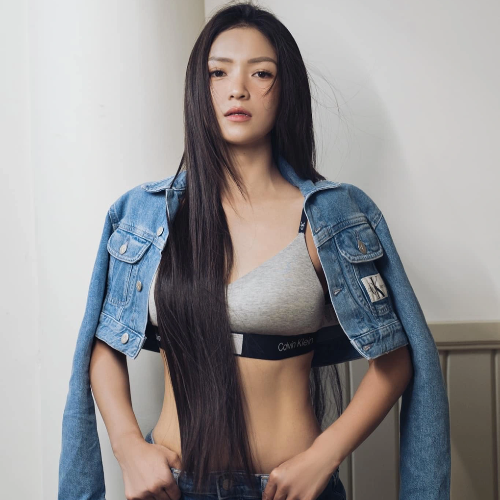 Dàn hot girl Hà thành cùng thời với MC Mai Ngọc giờ ra sao? - 13 Dàn hot girl Hà thành cùng thời với MC Mai Ngọc giờ ra sao? - 13
