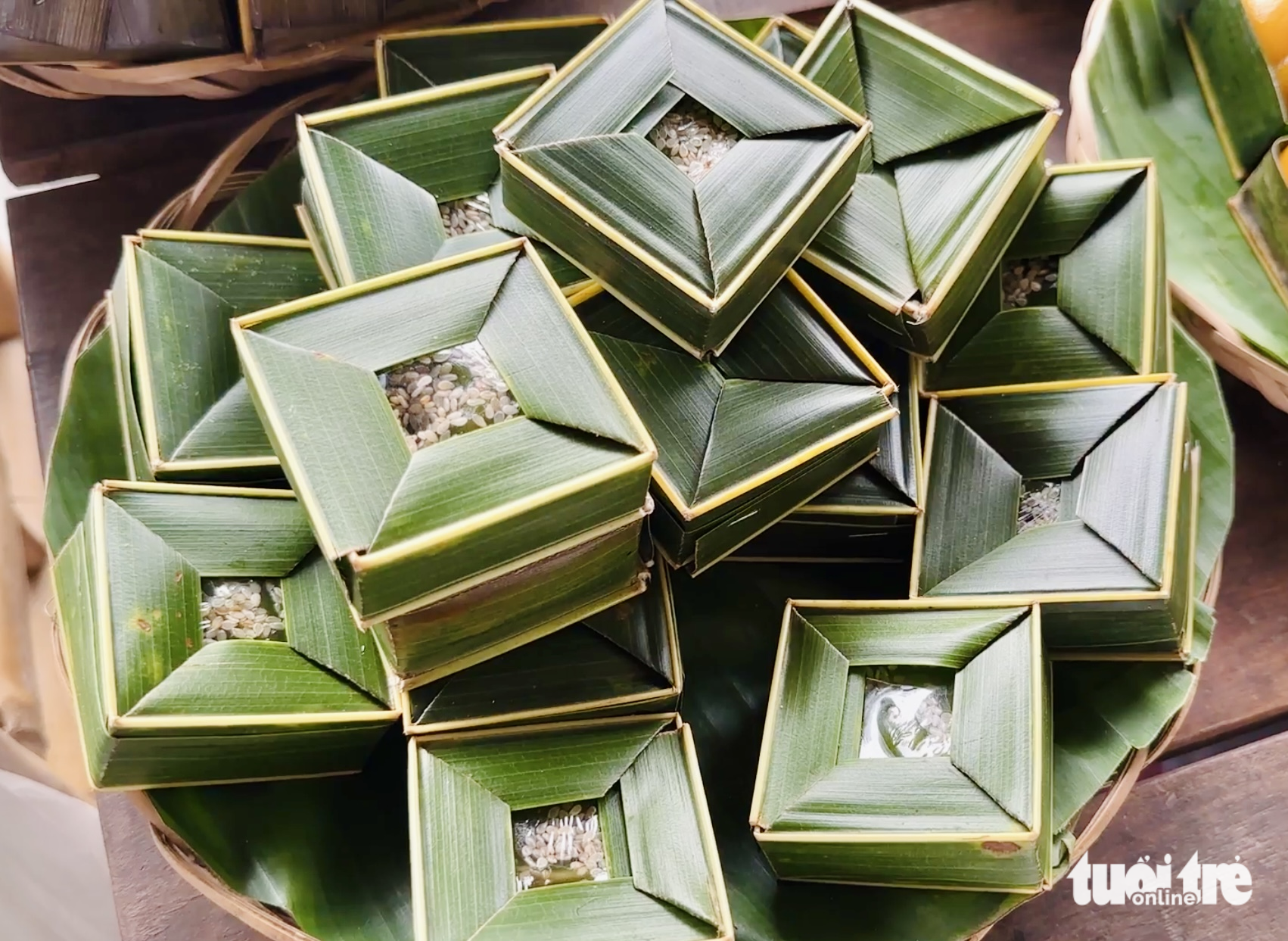 Dân miền Tây mần bánh quê ăn khi rảnh việc, nay thì kiêu hãnh bánh dân gian- Ảnh 9. Bánh phu thê