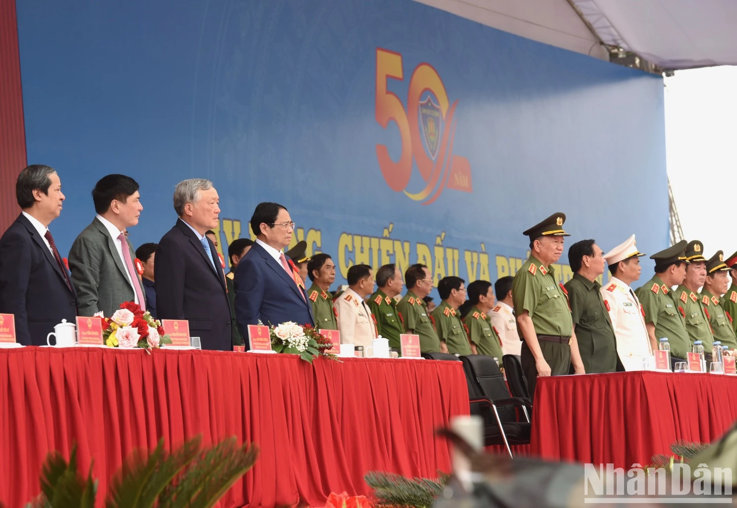 [Ảnh] Thủ tướng dự Lễ kỷ niệm 50 năm Ngày truyền thống lực lượng Cảnh sát cơ động ảnh 6