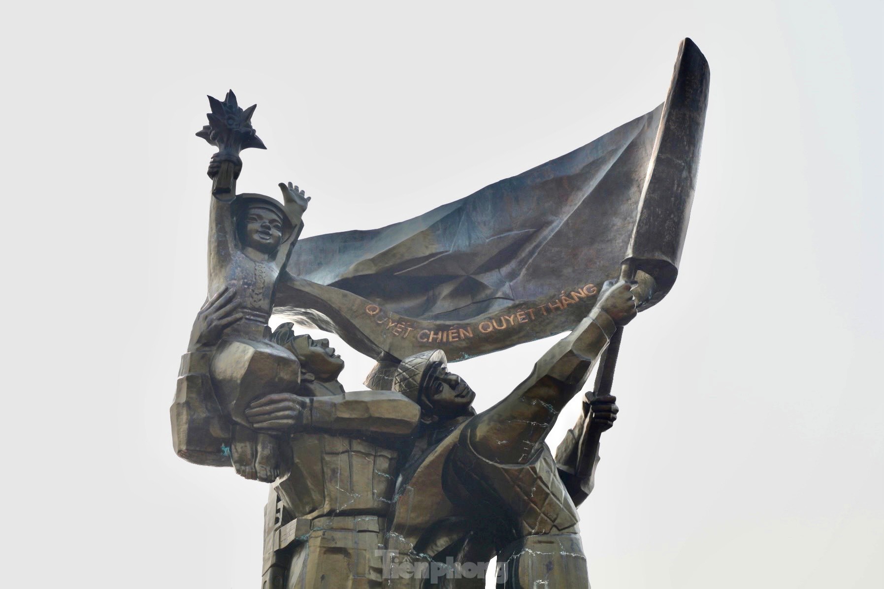 Tượng đài Chiến thắng Điện Biên Phủ những ngày gần đại lễ ảnh 4