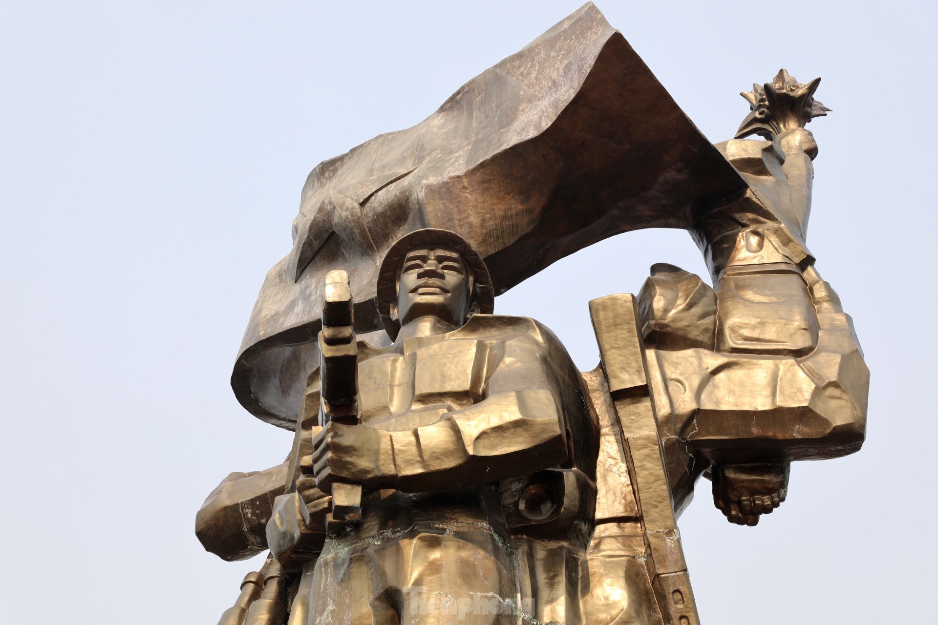 Tượng đài Chiến thắng Điện Biên Phủ những ngày gần đại lễ ảnh 6